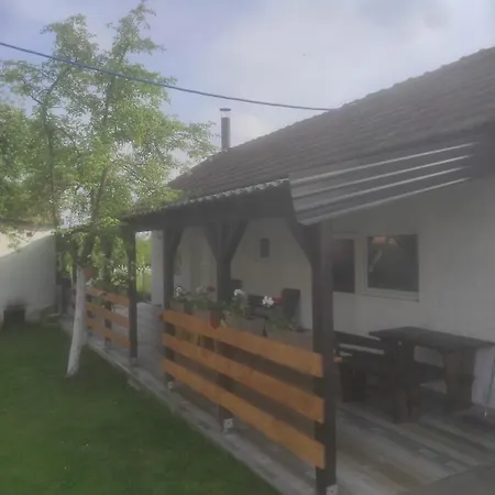 Of Nature - Kuca Prirode Prázdninový dům Odžak