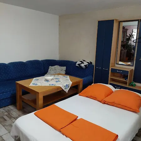 Of Nature - Kuca Prirode