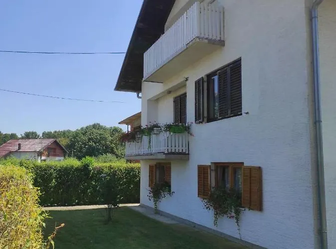 Of Nature - Kuca Prirode *